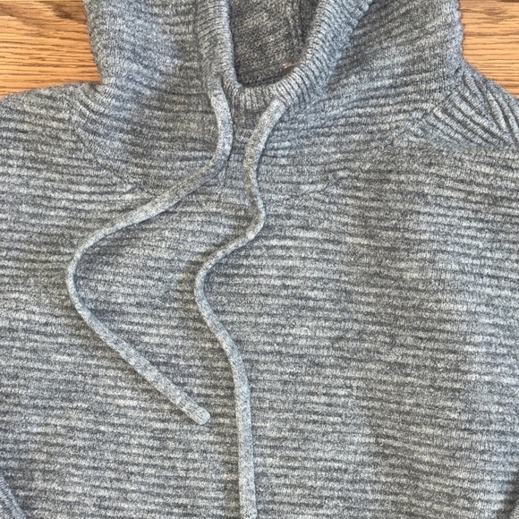 CALIA by Carrie Underwood Gray Ribbed Hoodie - Picture 3 of 8